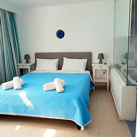 White & Blue Hotel