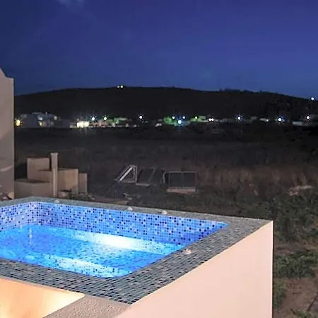 Hotel White & Blue 3*