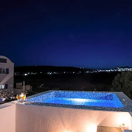 Hotel White & Blue Emboreion