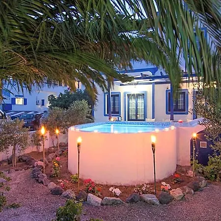White & Blue Hotel